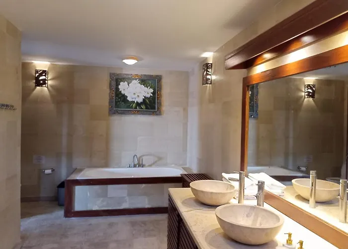 Hotel Santorini Amed (Bali)